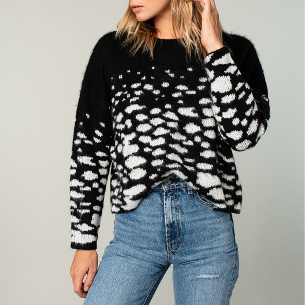 NWT Love Stitch Abstract Sweater